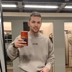 收听 Emten、观看音乐视频、阅读小传、查看巡演日期等 ！