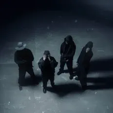 聆聽 Solitaris、觀看音樂影片、閱讀小傳、查看巡演日期等！