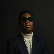 Ouça Dee_Dynamyt, assista a videoclipes, leia a biografia, veja as datas das turnês e mais!