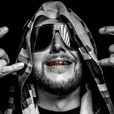 Listen to Hugo Toxxx, watch music videos, read bio, see tour dates & more!