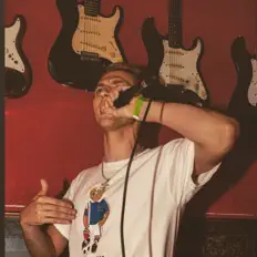 Dengarkan Lukasz, tonton video musik, baca bio, lihat tanggal tur & lainnya!