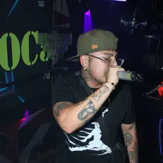 Poslechněte si interpreta Agoc5, sledujte hudební videa, přečtěte si životopis, podívejte se na data turné a další informace.