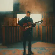 Dellwoodを聴いたり、ミュージックビデオを鑑賞したり、経歴やツアー日程などを確認したりしましょう！