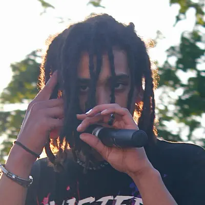 Listen to Melly Fluous, watch music videos, read bio, see tour dates & more!