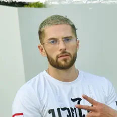 Listen to Bondwrld, watch music videos, read bio, see tour dates & more!