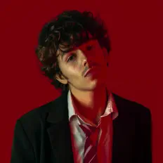 Escucha a Manuel Cicco, mira videos musicales, lee su biografía, consulta las fechas de las gira y más.