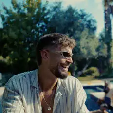 聆聽 יותם רכס、觀看音樂影片、閱讀小傳、查看巡演日期等！