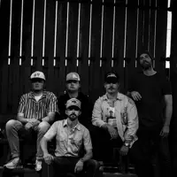 Ascolta undefined, guarda video musicali, leggi la biografia, vedi le date del tour & altro!