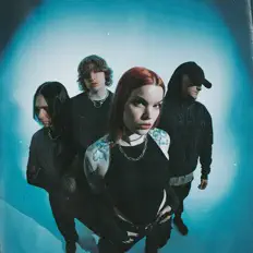 收听 LUNA KILLS、观看音乐视频、阅读小传、查看巡演日期等 ！