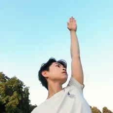 Ouve Johnson C, vê vídeos de música, lê a biografia, vê as datas da digressão e muito mais!