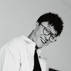 Escucha a Alex Lim, mira videos musicales, lee su biografía, consulta las fechas de las gira y más.