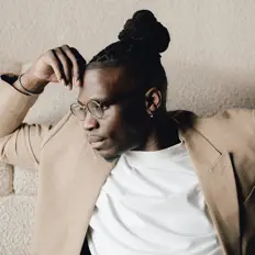 Listen to Ke’Erron, watch music videos, read bio, see tour dates & more!
