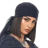 Luister naar undefined, bekijk muziekvideo's, lees de bio, bekijk de tourdata, en meer!