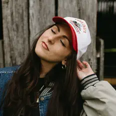 Dengarkan Brooke Lynn, tonton video musik, baca bio, lihat tanggal tur & lainnya!