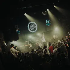 All Hype을(를) 듣고, 뮤직 비디오를 보고, 약력을 읽고, 투어 일정 등을 확인하세요!