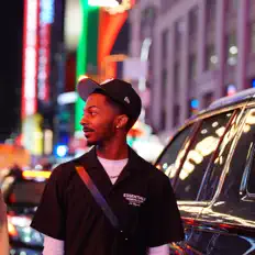 Posłuchaj wykonawcy Ron, obejrzyj teledyski, przeczytaj biografię, zobacz daty tras koncertowych i nie tylko!