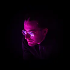 收听 Benken、观看音乐视频、阅读小传、查看巡演日期等 ！