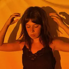 Lydia Kenny dinle, müzik videolarını izle, biyografisini oku, tur tarihlerini ve daha fazlasını gör!