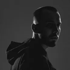 Poslechněte si interpreta TESLYA, sledujte hudební videa, přečtěte si životopis, podívejte se na data turné a další informace.