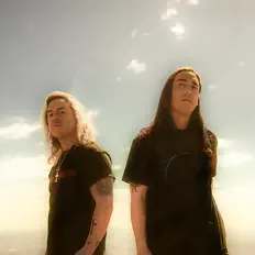 Black Oxygenを聴いたり、ミュージックビデオを鑑賞したり、経歴やツアー日程などを確認したりしましょう！