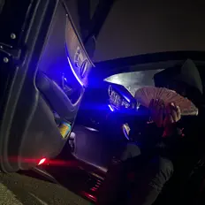 收听 Zell Too Eww、观看音乐视频、阅读小传、查看巡演日期等 ！