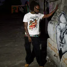 Dengarkan Bandit Gang Marco, tonton video musik, baca bio, lihat tanggal tur & lainnya!