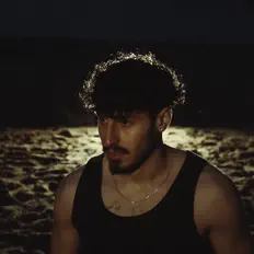 聆聽 Shalco、觀看音樂影片、閱讀小傳、查看巡演日期等！