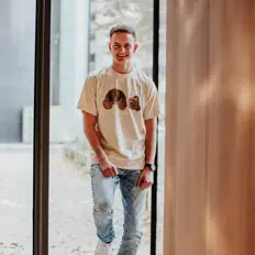 收听 Yorick Westland、观看音乐视频、阅读小传、查看巡演日期等 ！