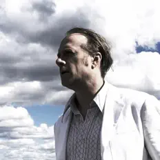 Escucha a John Frazier, mira vídeos musicales, lee la biografía, consulta fechas de giras y mucho más.