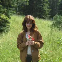 Escucha a undefined, mira vídeos musicales, lee la biografía, consulta fechas de giras y mucho más.