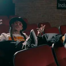 Hör dir Savelle Tha Native an, schau dir Musikvideos an, lies die Biografie, finde Tourdaten und mehr!