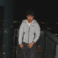 Dengarkan undefined, tonton video musik, baca bio, lihat tanggal tur & lainnya!