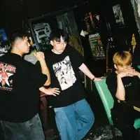 Escucha a undefined, mira videos musicales, lee su biografía, consulta las fechas de las gira y más.