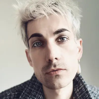 Listen to Francesco Curci, watch music videos, read bio, see tour dates & more!