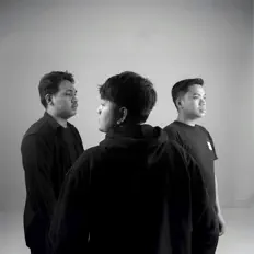 收听 Diverse Bind、观看音乐视频、阅读小传、查看巡演日期等 ！