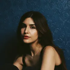Mel Denisse: песни, клипы, биография, даты выступлений и многое другое.