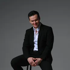 Listen to Abik Jeksen, watch music videos, read bio, see tour dates & more!