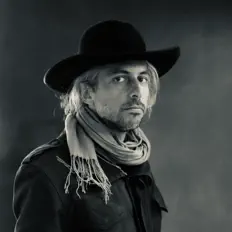 Listen to Rossano Snel, watch music videos, read bio, see tour dates & more!
