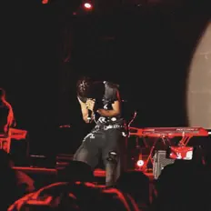 收听 Granny Tisan、观看音乐视频、阅读小传、查看巡演日期等 ！