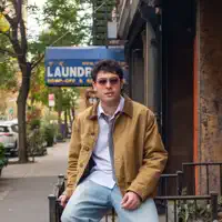 undefined: песни, клипы, биография, даты выступлений и многое другое.