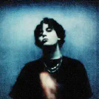 收听 undefined、观看音乐视频、阅读小传、查看巡演日期等 ！