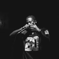 Ascolta undefined, guarda video musicali, leggi la biografia, vedi le date del tour & altro!