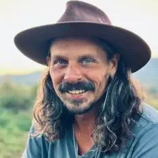 Brian Ernst을(를) 듣고, 뮤직 비디오를 보고, 약력을 읽고, 투어 일정 등을 확인하세요!