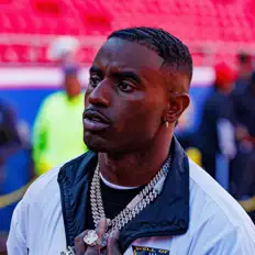 Dengarkan Deion Sanders Jr., tonton video musik, baca bio, lihat tanggal tur & lainnya!