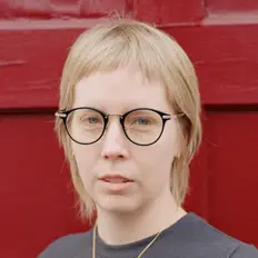 Listen to Tilde Mouw, watch music videos, read bio, see tour dates & more!