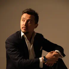 收听 Shokhrullo Abdullaev、观看音乐视频、阅读小传、查看巡演日期等 ！