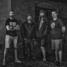 收听 Vining Hill、观看音乐视频、阅读小传、查看巡演日期等 ！