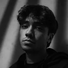 Listen to DariuZ, watch music videos, read bio, see tour dates & more!