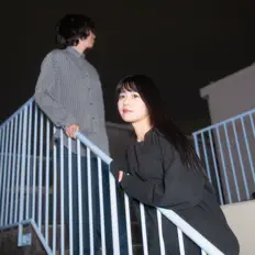 Ouve Dr.Girlfriend, vê vídeos de música, lê a biografia, vê as datas da digressão e muito mais!