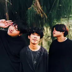 聆聽 soulfear、觀看音樂影片、閱讀小傳、查看巡演日期等！